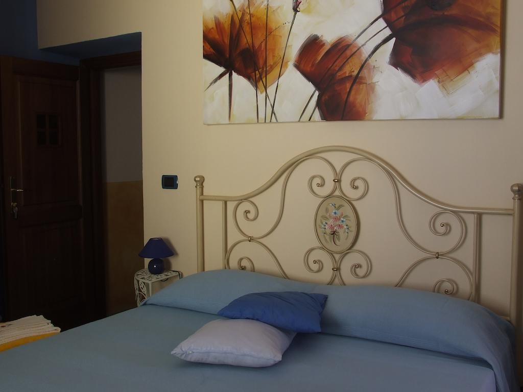 B&B Il Campo Dei Papaveri Mornese Rom bilde